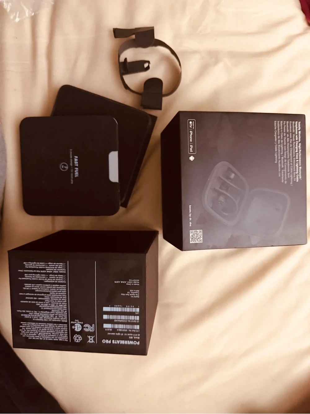 Powerbeats Pro Wireless Earbuds - Black (Empty Box)